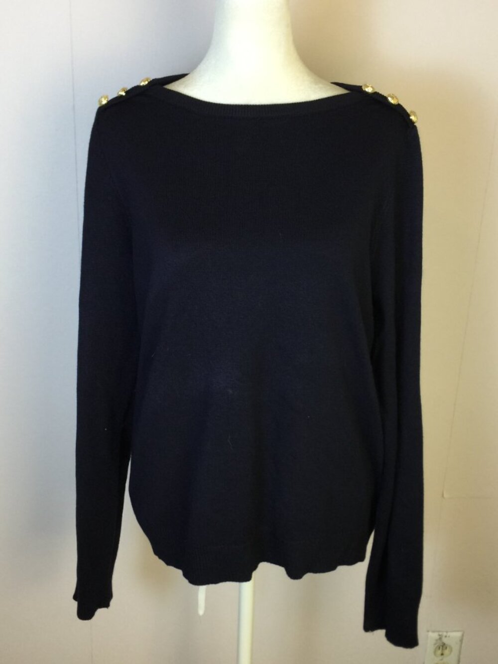 New! Carolyn Taylor Sweater PXL Womans Petite Navy Button Shoulder Long Sleeves